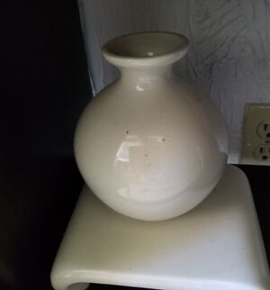 Ceramic Vase And Stand